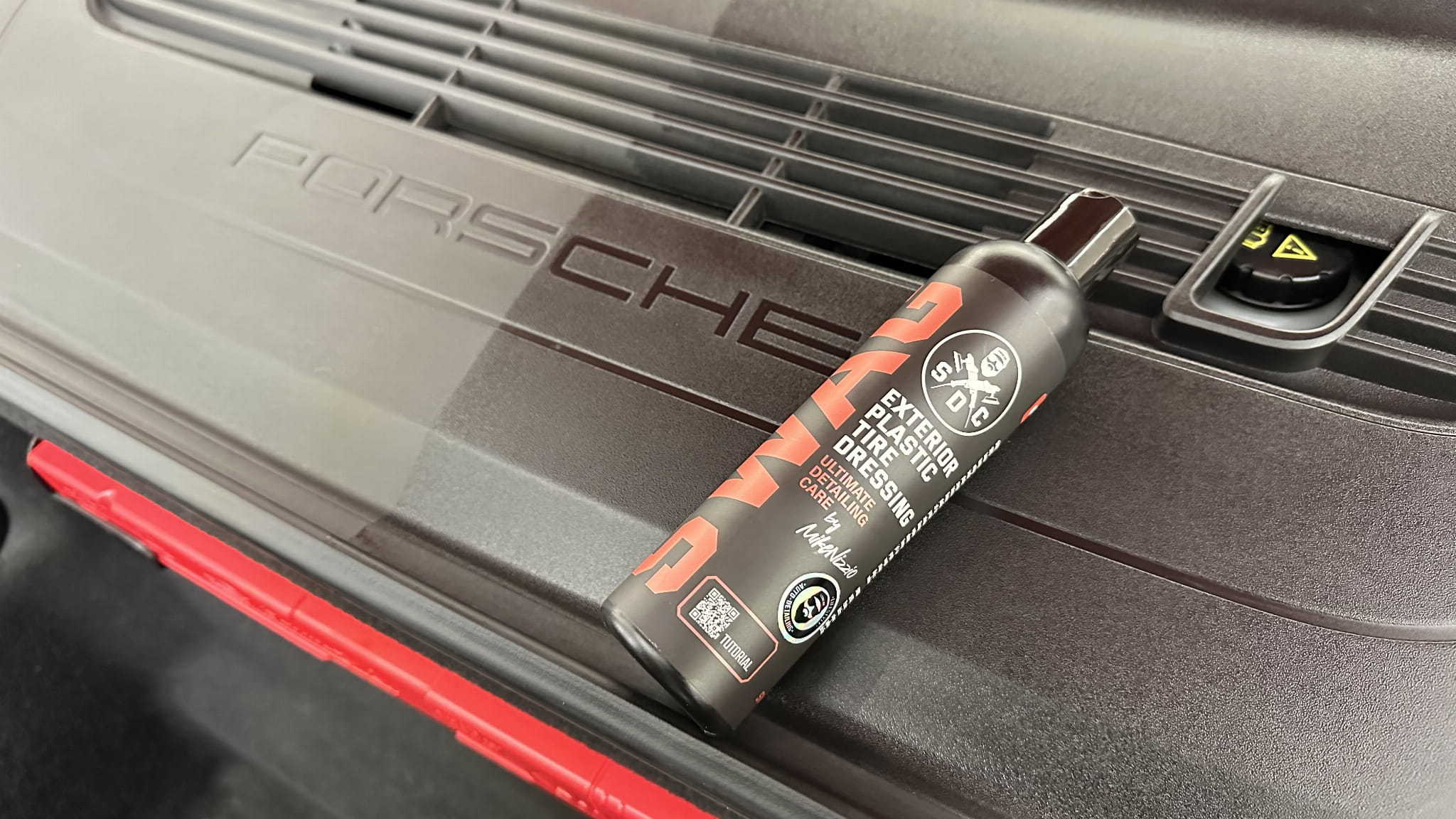 Swag EXTERIOR PLASTIC TIRE DRESSING Gel+ Gélová ochrana na plast a pneumatiky s odpudivosťou vody a saténovým efektom - ( 500ml )