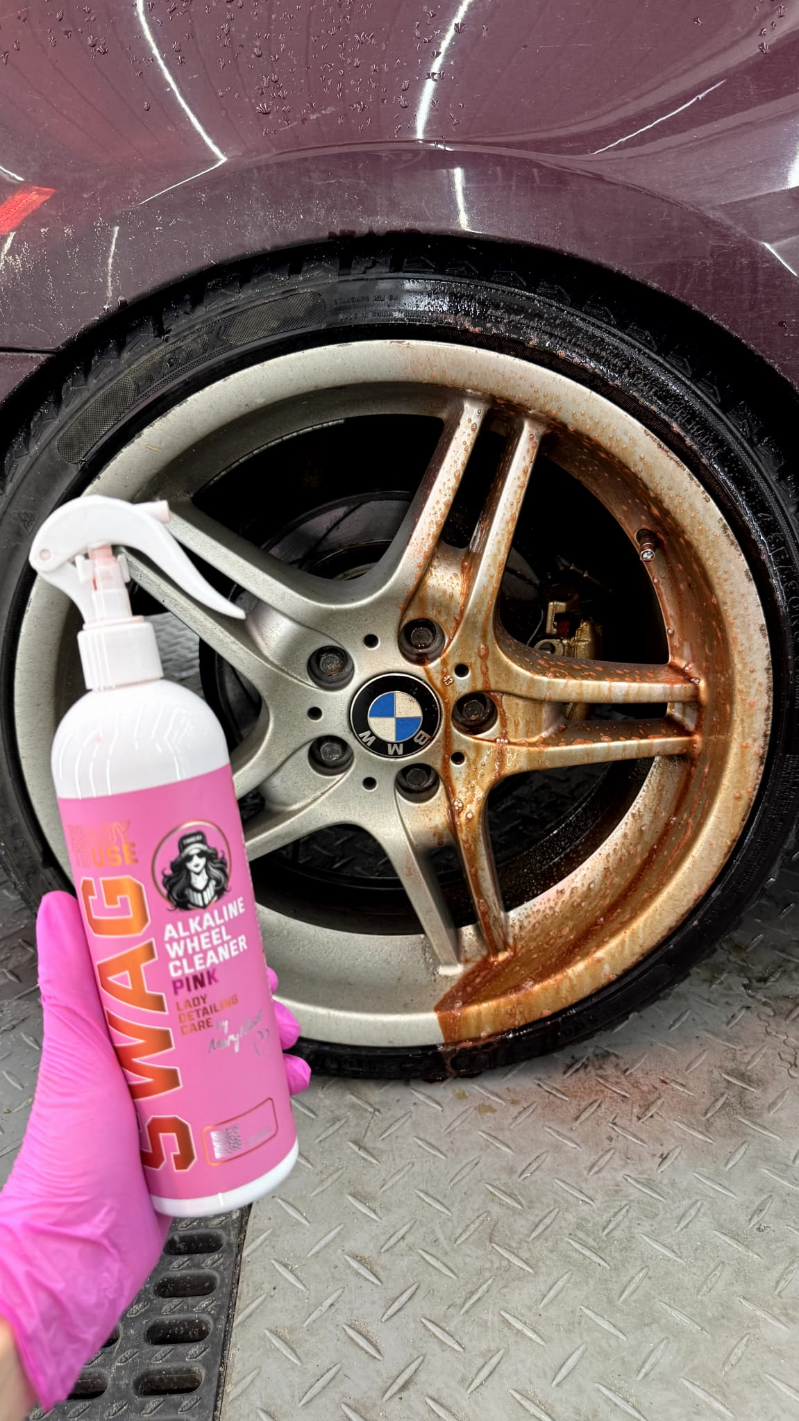 Swag LADY ALKALINE WHEEL CLEANER PINK - Čistič diskov, alkalický pH gél - ( 500ml )