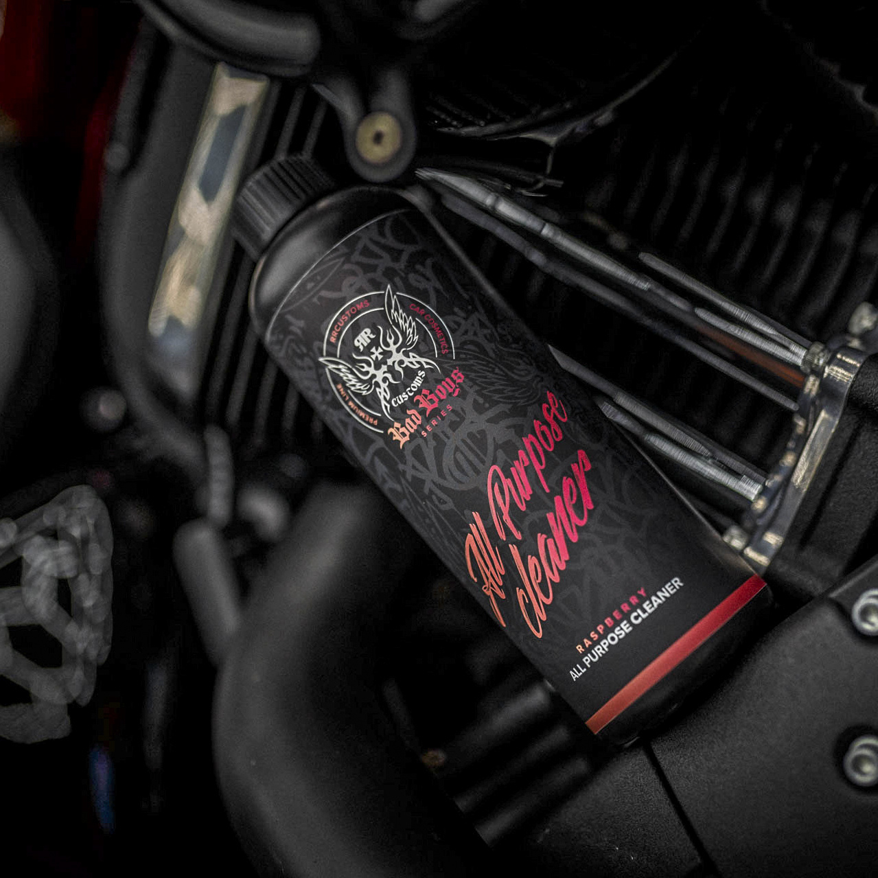 BadBoys - All Purpose Cleaner APC - Univerzálny čistič s malinovou vôňou- ( 500ml )