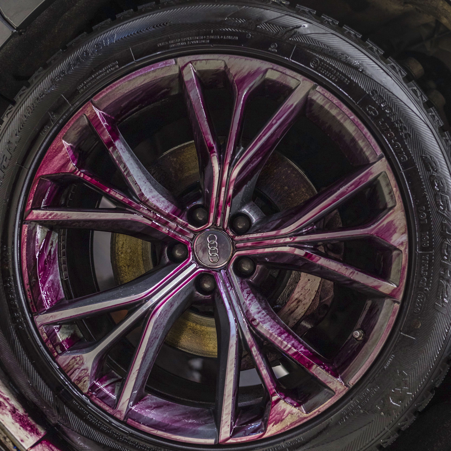 BadBoys - Wheel Cleaner Bleeding - Čistič diskov - ( 500ml )